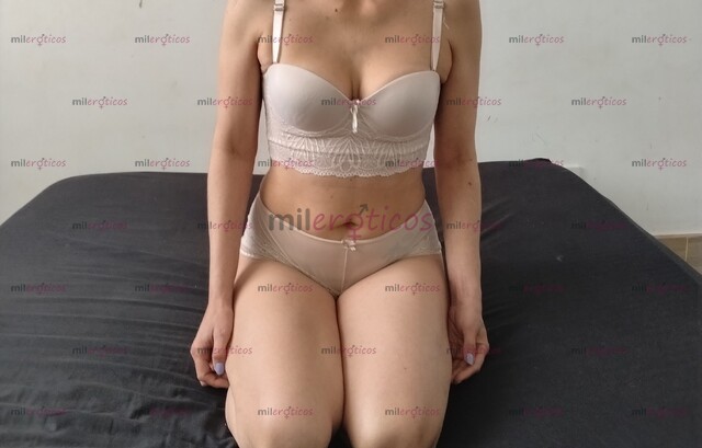 FOTOS DE HOLA SOY UNA CHICA DISPUESTA A CUMPLIR CON TODAS TUS FANTASÍAS TE ESPERO