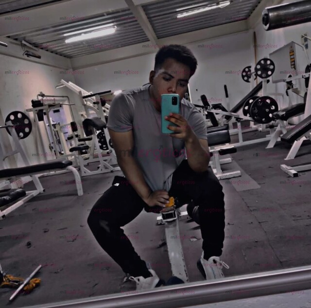 FOTOS DE JOVEN NUEVO INICIANDO, LISTO PARA DARTE EL MEJOR MOMENTO.
