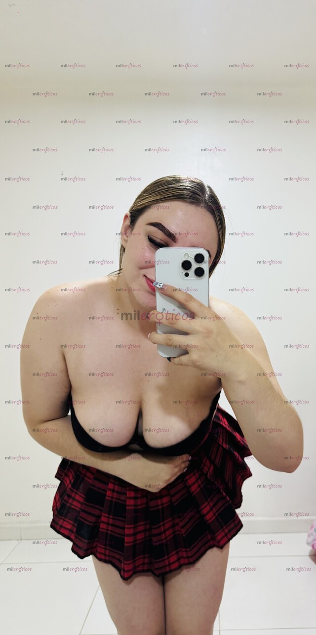 FOTOS DE HERMOSA BLANQUITA TETONA Y SEXY JOVENCITA CON SITIO