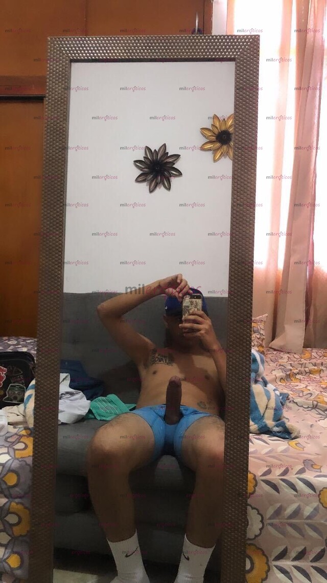 FOTOS DE POLLO VERGON BIEN ARDIENTE DISPUSTO A PASAR MOMENTOS DE PLACER