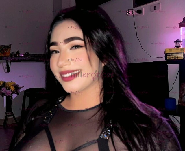 FOTOS DE DELICIOSA NIÑA TATUADA LISTA PARA COMPLACERTE Y SACIAR TUS ANSIAS