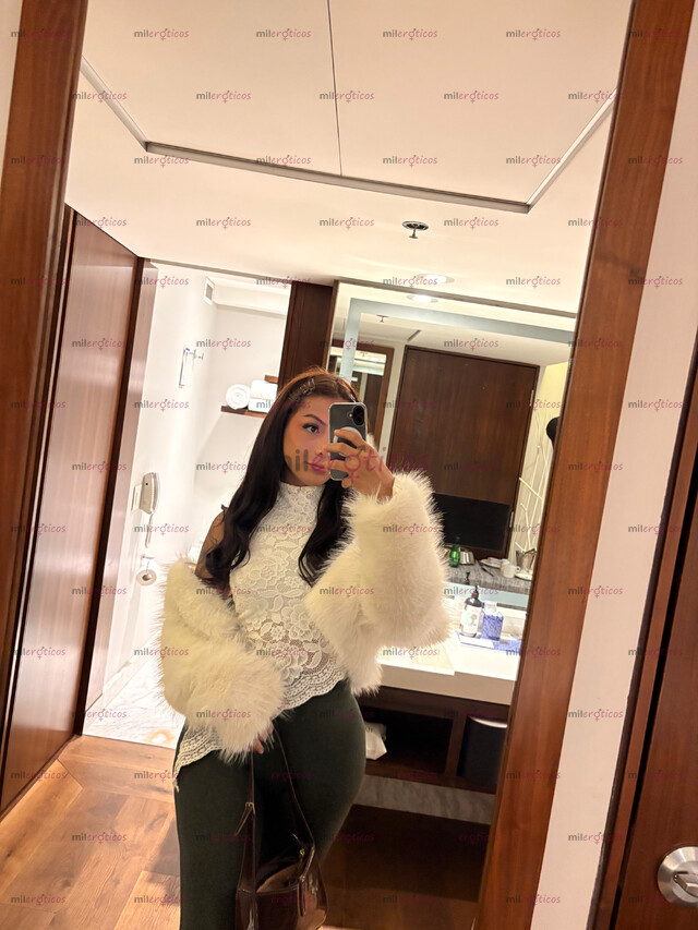 FOTOS DE ONE DAY , 17 CM OF YOUR DREAMS DELICIOUS BUTTOCKS FOR YOU MASTURBATE MILK