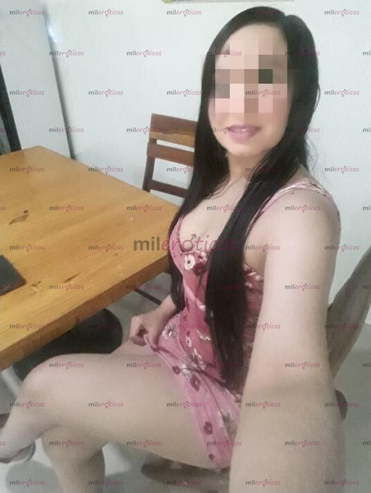 FOTOS DE HOY 70 EL SERVICIO; PELINEGRA DE LINDO ROSTRO, COLA GRANDE Y SENOS PEQUEÑOS
