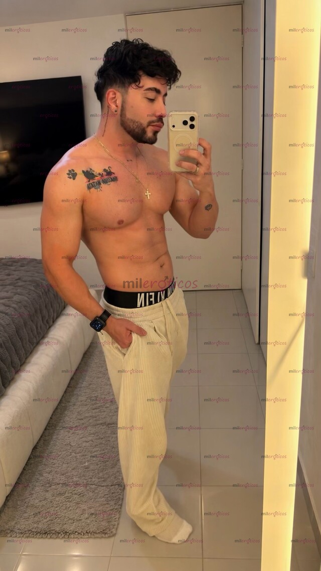 FOTOS DE HOLA SOY VALENTINO CHICO COLOMBIANO LA PASAREMOS MUY BIEN