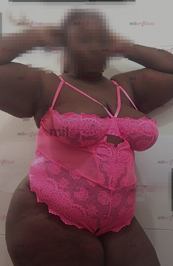 FOTOS DE CUMPLE TUS FANTASÍAS CON ESTA MORENAZA VOLUPTUOSA LISTA PARA TI PAPAXITO RICO