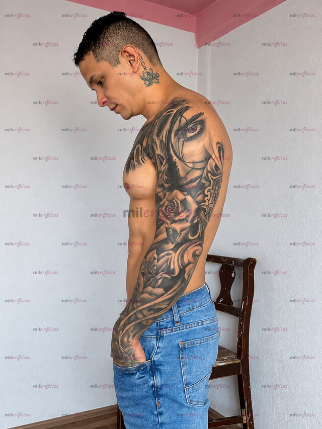 FOTOS DE SEXY OBRERO 100% MÚSCULOS DISPONIBLE BB