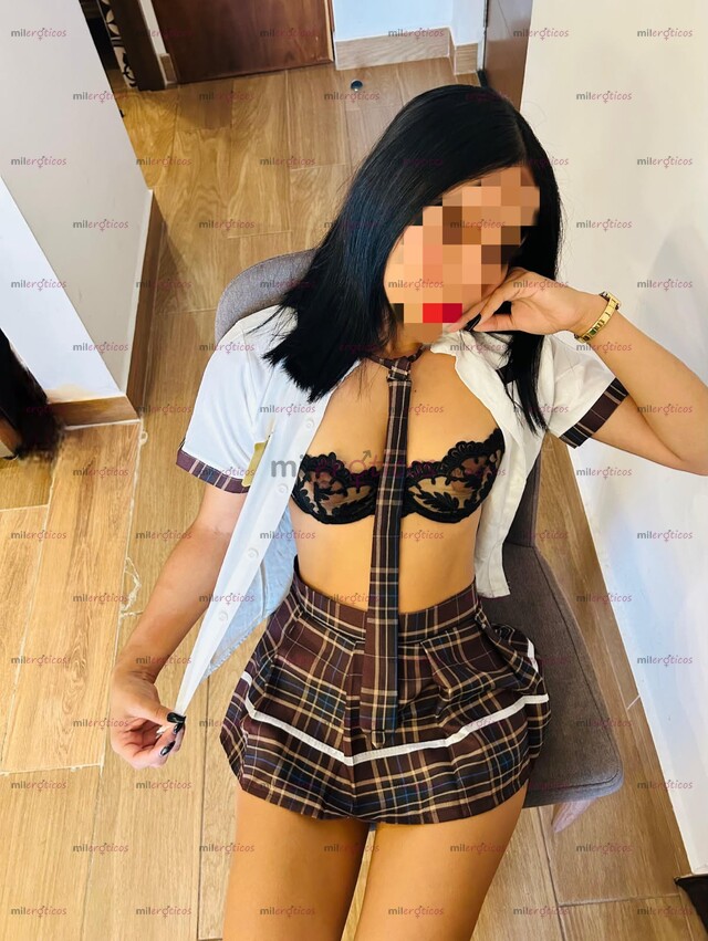 FOTOS DE JOVENCITA ESTUDIANTE EN BUSCA DE DINERO PARA MIS ESTUDIOS