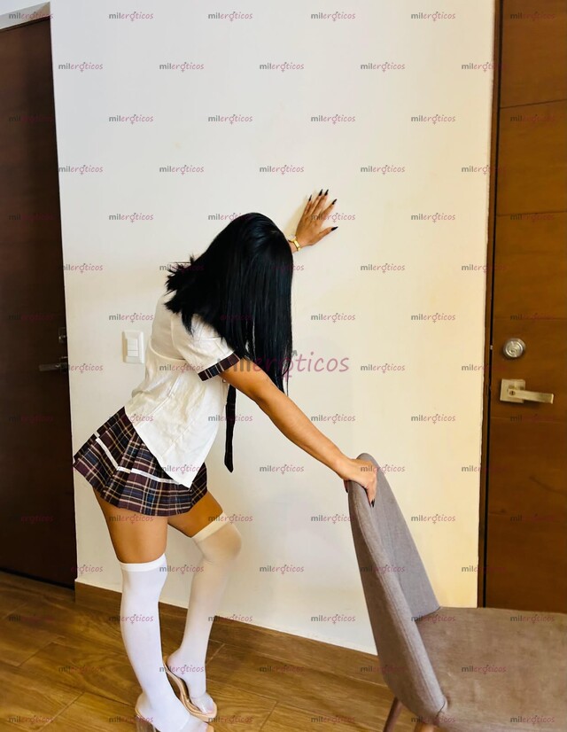 FOTOS DE JOVENCITA ESTUDIANTE EN BUSCA DE DINERO PARA MIS ESTUDIOS