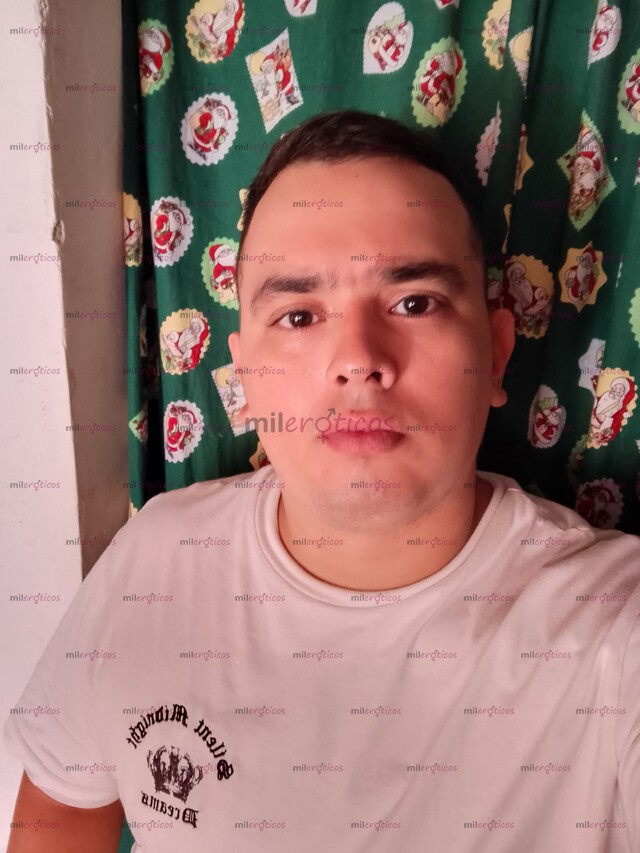 FOTOS DE LLEGÓ TU ANTIESTRES , HOMBRE DE 32 AÑOS DISPUESTO A TODO , TOTAL DISCRECIÓN