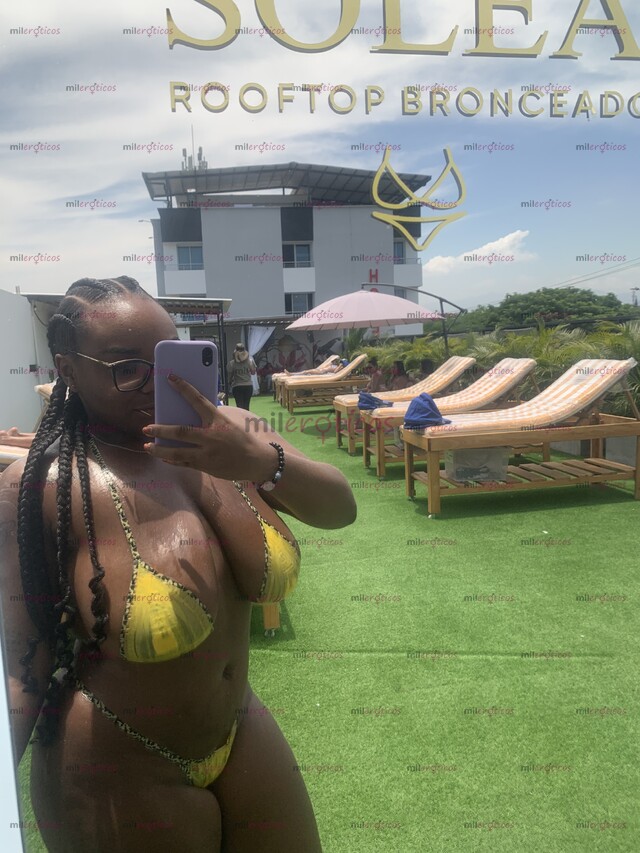 FOTOS DE LA NEGRA QUE PARECE TIERNA... HASTA QUE LA CONOCES NEGRA HERMOSA, TETONA Y ATREV