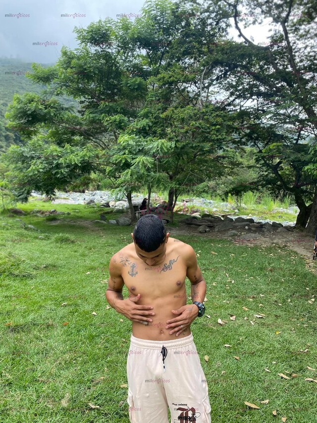 FOTOS DE ¡NUEVO MORENO VERSÁTIL JOVEN NALGON Y DOTADO RICO SEXY 100% PARA TU, PLACER