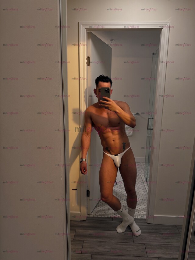 FOTOS DE VERSÁTIL DOTADO BAREBACK ZONA ROMÁNTICA