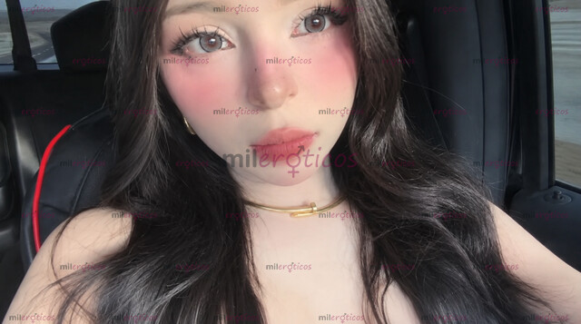 FOTOS DE NAOMI LA MUÑEQUITA DE PORCELANA 19 AÑOS