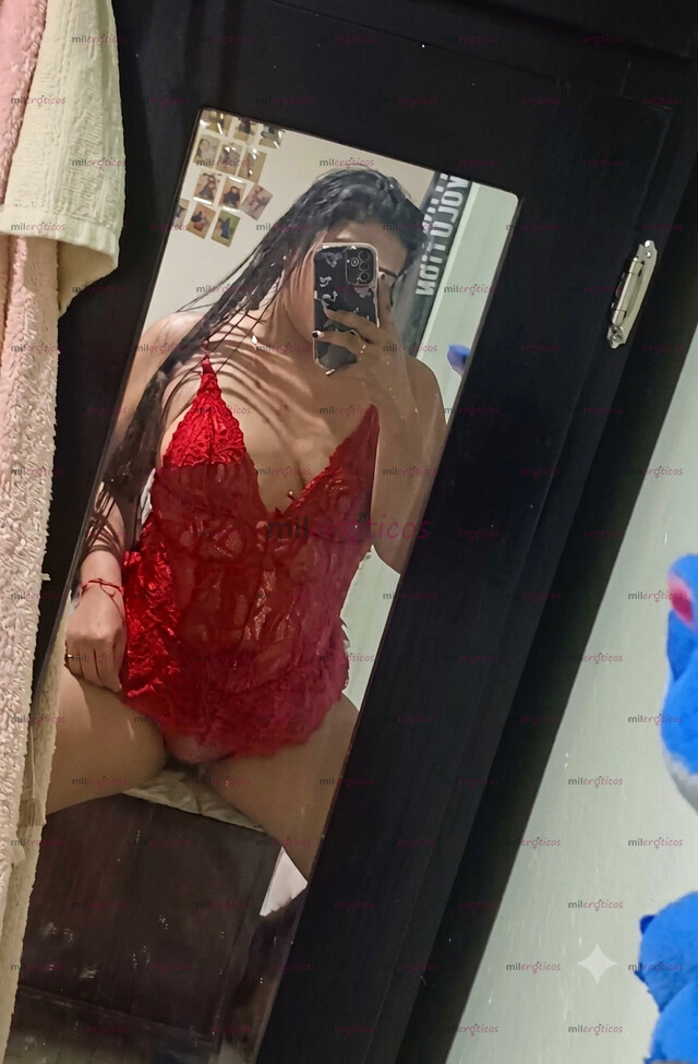 FOTOS DE CURVILÍNEA SABROCITA, LLENITA DE PASION Y CARIÑITO PARA TI