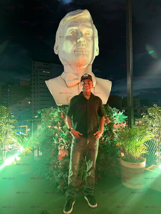FOTOS DE WILL CHICO MORENO VERGÓN BIEN DOTADO Y CALIENTE