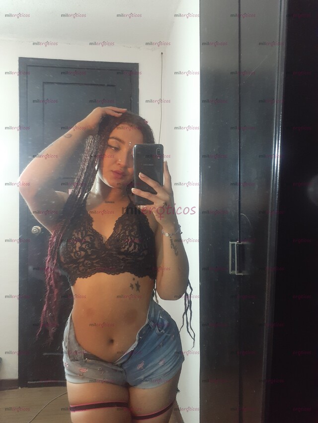 FOTOS DE FLACA CON SONRISA Y OJOS PRECIOSOS QUE QUIERE CUMPLIR TUS DESEOS.