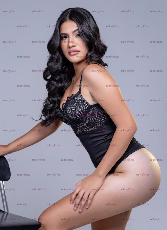 FOTOS DE MIA UNA FLACA ALTA Y MUY CALIENTE NUEVA EN TU CIUDAD