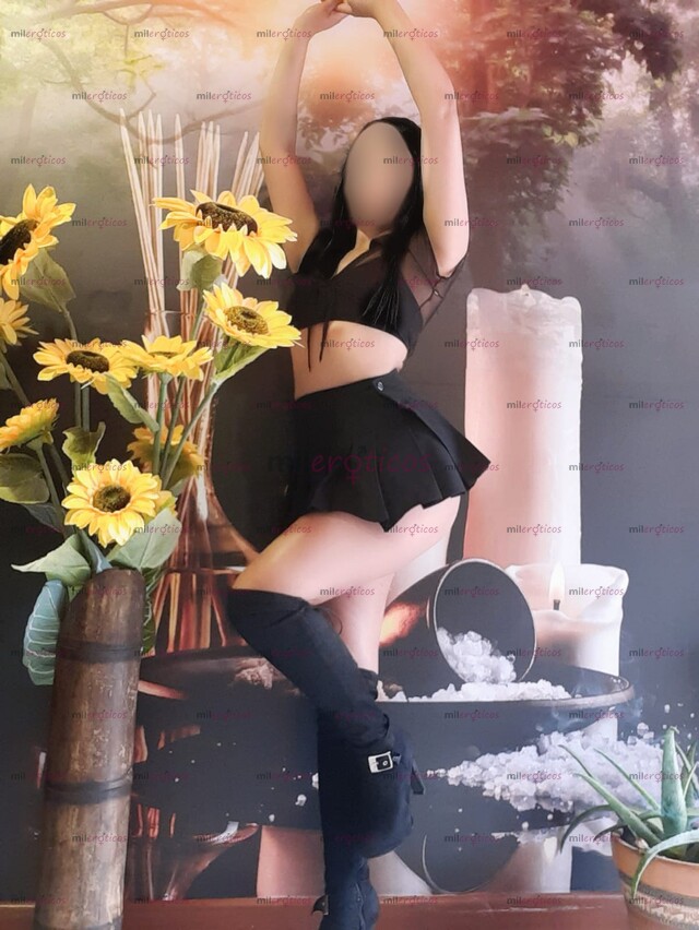 FOTOS DE MANOS DE SEDA CON UN TOQUE DE AMOR Y DULZURA TERAPEUTA PROFESIONAL
