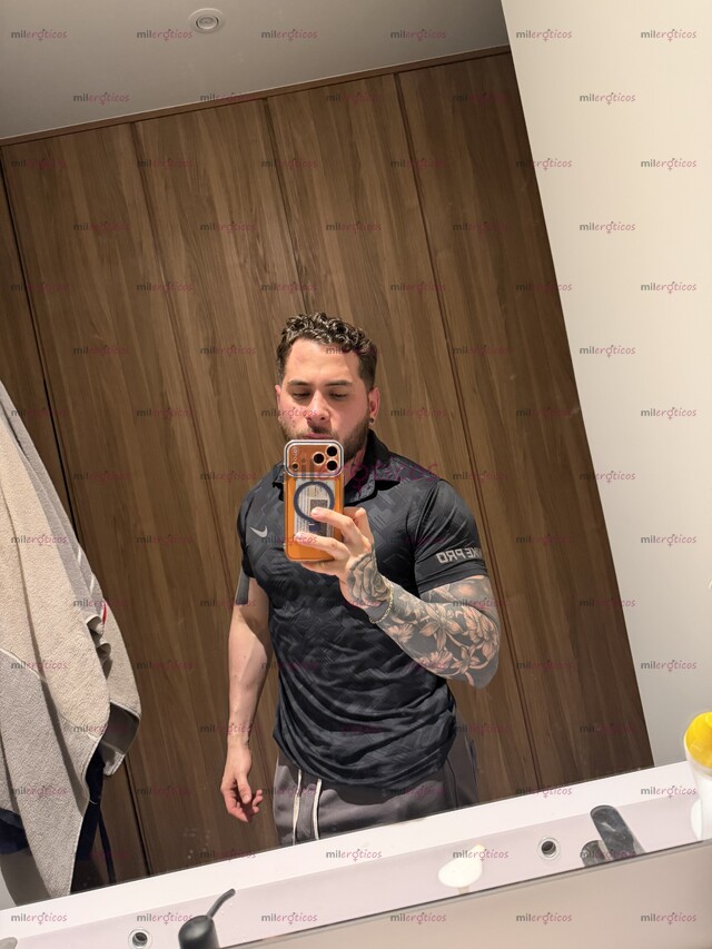 FOTOS DE EXTRANJERO TATUADO GUAPO VERGON 20 CMS ENGLISH SPOKEN CON LUGAR