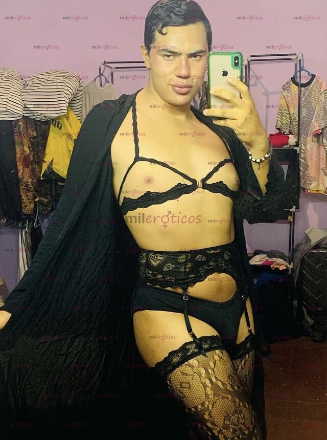 FOTOS DE CHICO EN LENCERIA DE LUJO PARA CUMPLIR TU FANTASÍA..