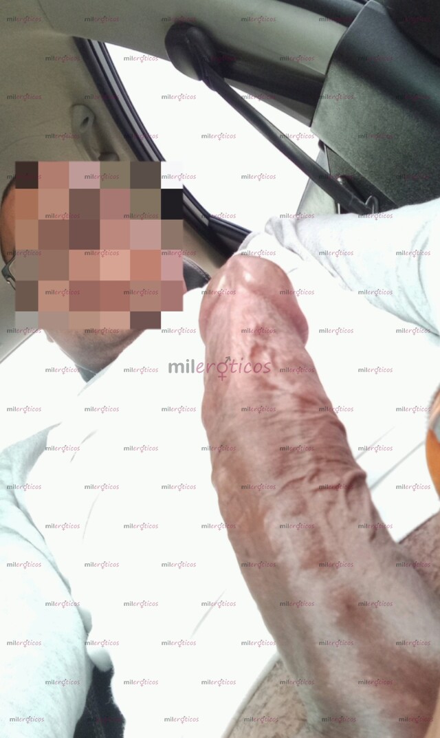 FOTOS DE MORENO ARDIENTE E INSACIABLE DISPUESTO A COMPLACERTE Y HACER REALIDAD TODAS TUS