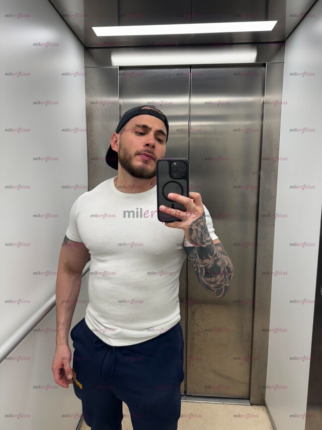 FOTOS DE EXTRANJERO TATUADO GUAPO VERGON 20 CMS ENGLISH SPOKEN CON LUGAR