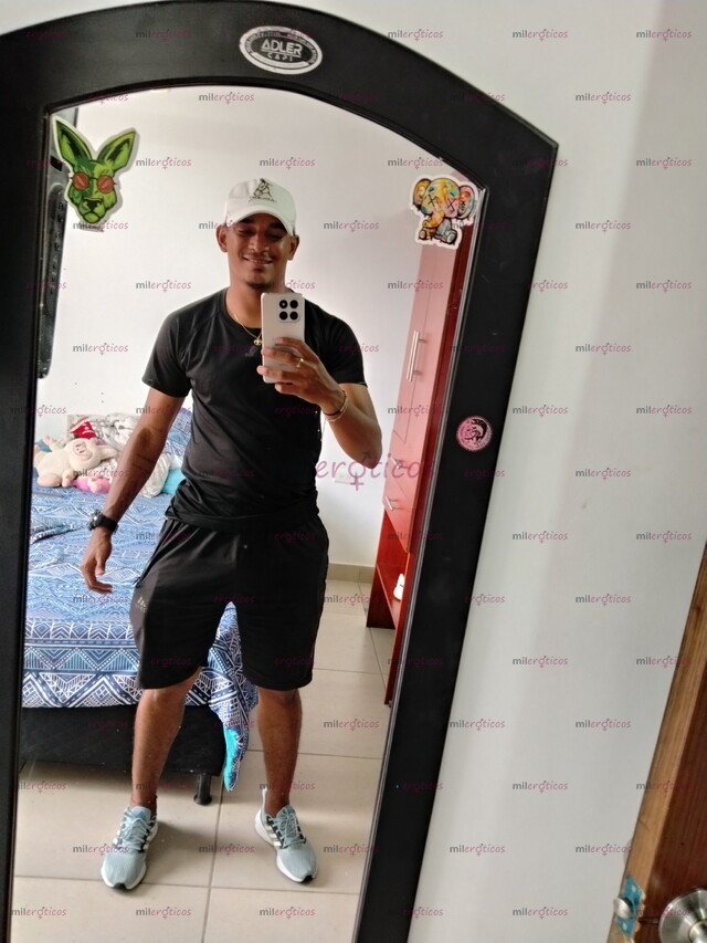 FOTOS DE VEN Y DISFRUTA DE UN MORENO QUE TE VA HACER SENTIR LOS MEJORES MOMENTOS