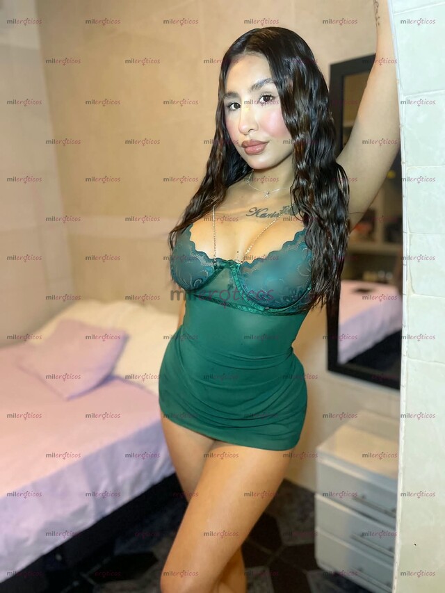 FOTOS DE SOFI PIEL TRIGUEÑA SENOS GRANDES Y PARADITOS VEN Y DISFRUTA