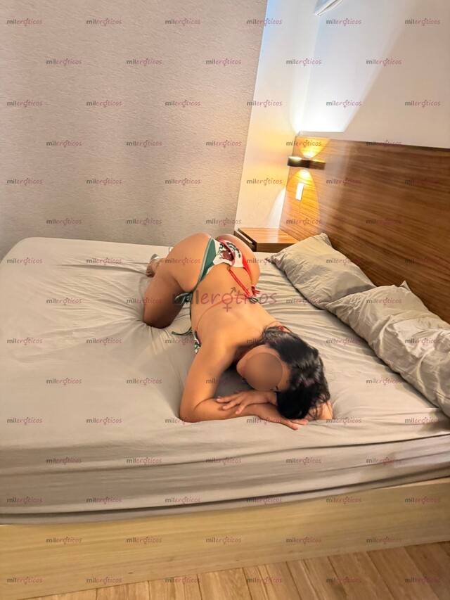FOTOS DE UNA EXPERIENCIA DIFERENTE CON BRENDA, UNA CHICA VIP, SEXY, HERMOSA Y LLENA DE EN
