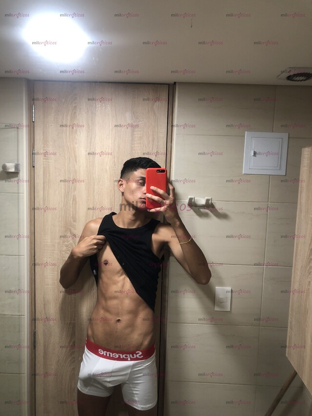 FOTOS DE POLLO LECHERO DISPONIBLE ARDIENTE Y COMPLACIENTE