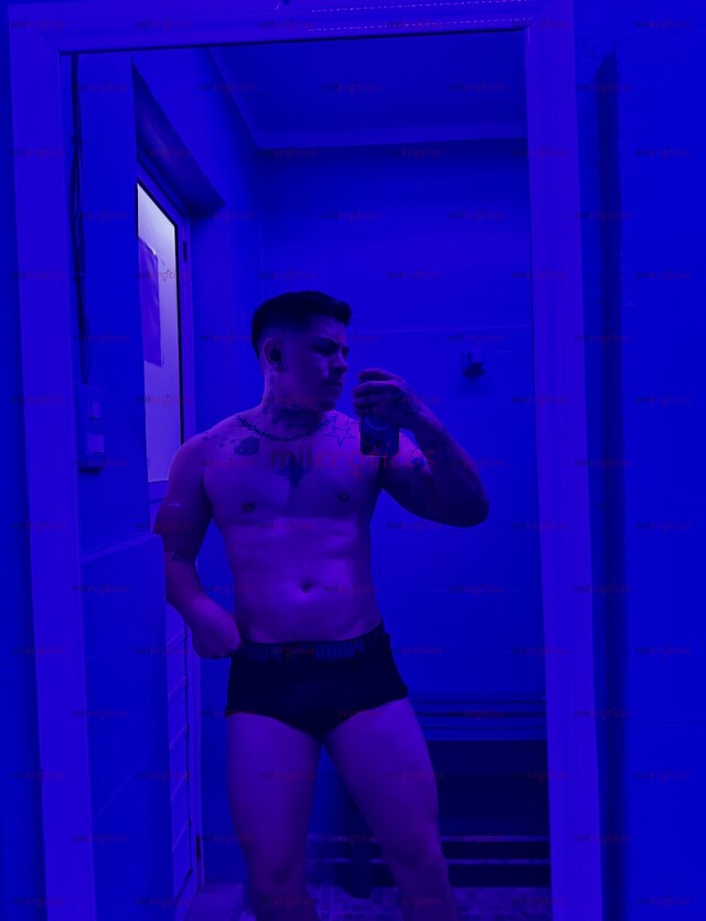 FOTOS DE AQUÍ VATO, GUAPO, TATUADO Y DE BUEN CUERPO.