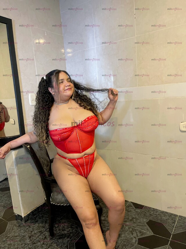 FOTOS DE CARA ANGELICAL PERO DIABLA AL FOLLAR SCROT MOJADITA PARA TI VEN GOZA RICO