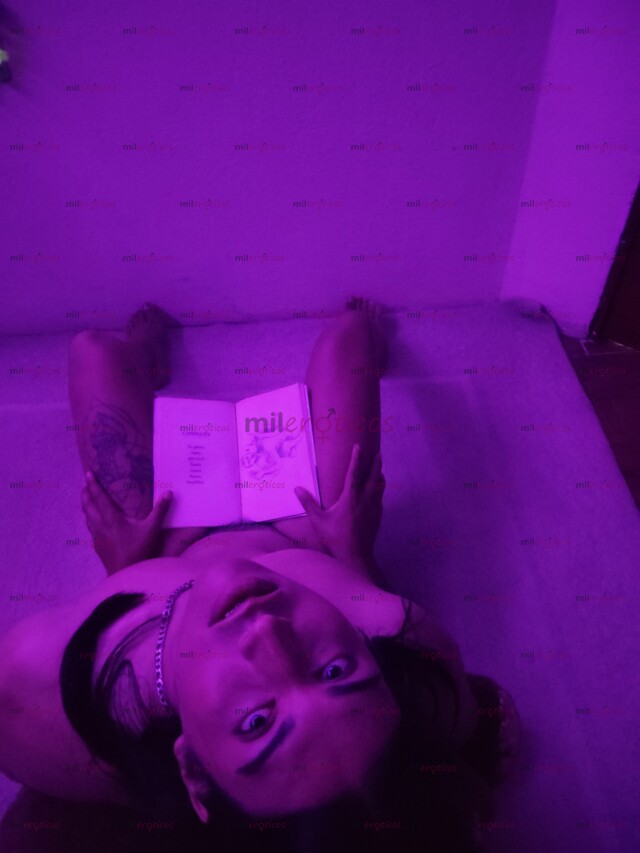 FOTOS DE TRANS JOVEN CON ESTILO, ACTITUD Y PERSONALIDAD ÚNICA