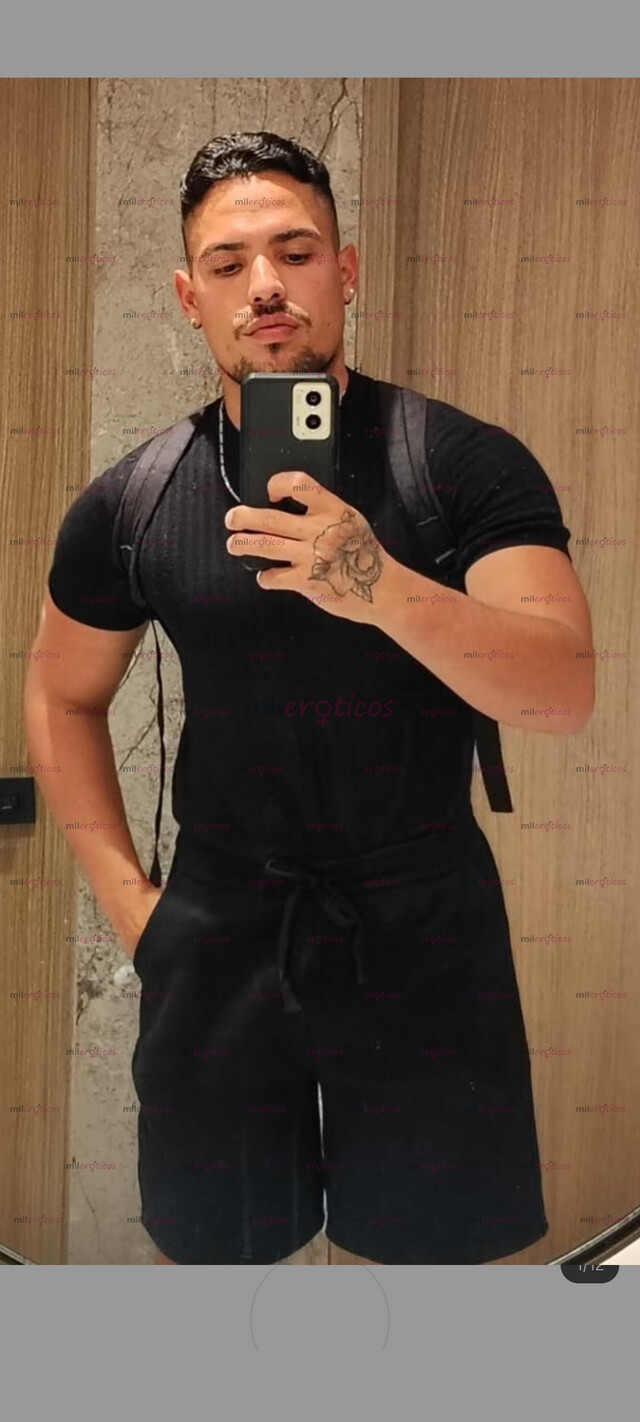 FOTOS DE EXTRANJERO CALIENTE INTER DISPONIBLE PARA TI