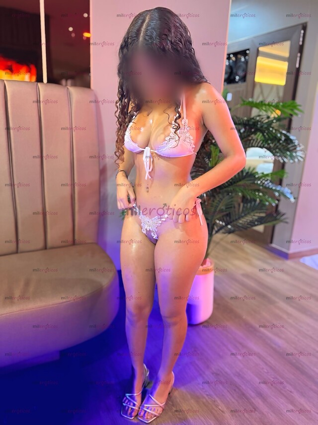 FOTOS DE GABY PAJA RUSA TETONA ROSTRO HERMOSO, RIZOS DE ORO TERNURA Y SENSUAL TOP MODEL