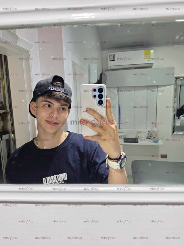 FOTOS DE POLLO NUEVO QUERIENDO VIVIR EXPERIENCIA NUEVA VIVAMOS NUEVAS EXPERIENCIAS