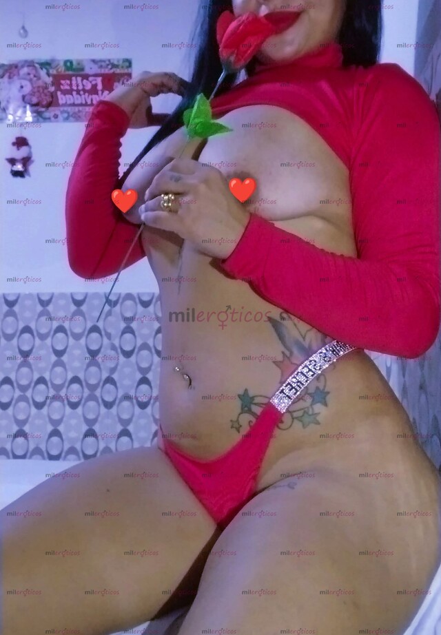 FOTOS DE TE GUSTAN CHIQUITAS TATUADA CON UN CUERPO EXUBERANTE AQUÍ ESTOY YO MI AMOR