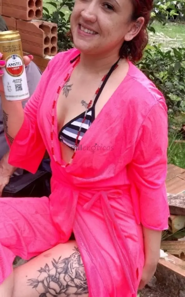 Prazer me chamo brenda sou morena tenho 1 70 de altura 70 kilos atendimento diferenciado com beijos e carinho tenho local fixo e aconchegante tambem a...
