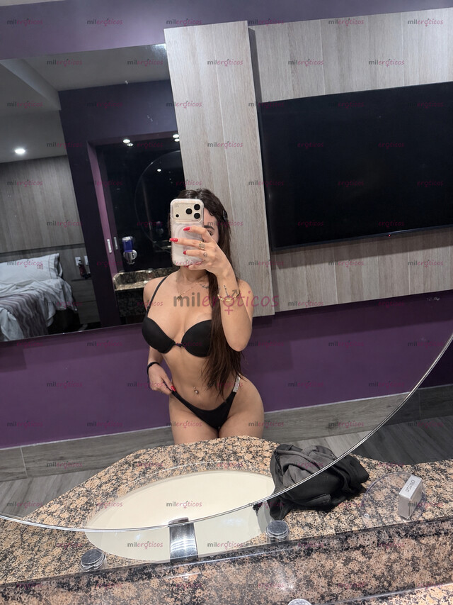 FOTOS DE REYNA UNA CHICA LINDA Y AGRADABLE Y COMPLACIENTE
