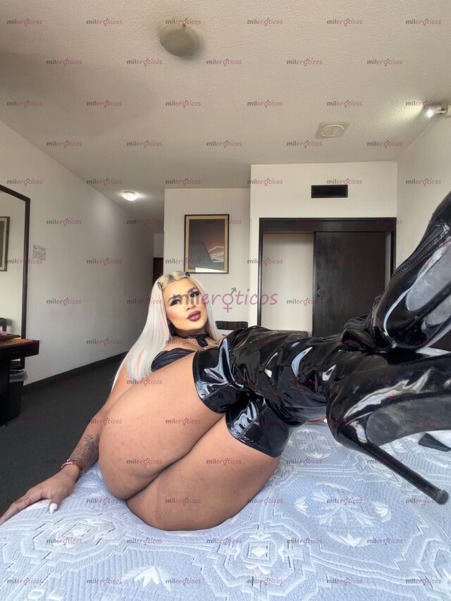 FOTOS DE LA REINA DEL SEXO ORAL, VEN PARA SACAR TODA TU LECHE CON MI BOCA Y CON MI GRAN C