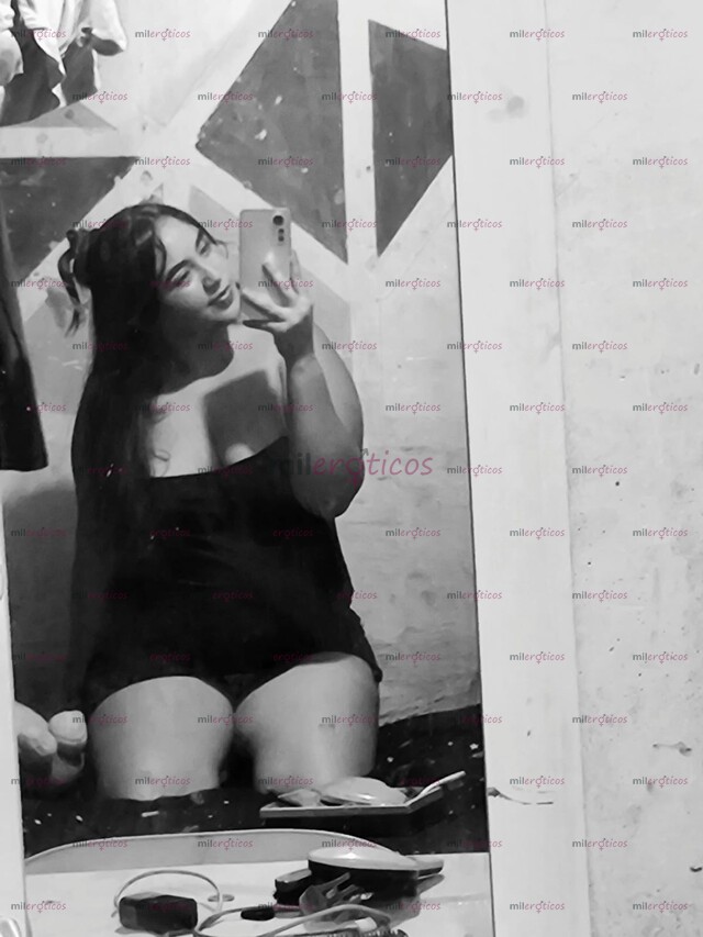 FOTOS DE QUIERO TOCARME HASTA CORRERME FRENTE A LA CAM, SI SOY LA NIÑA DE TUS FANTASÍAS