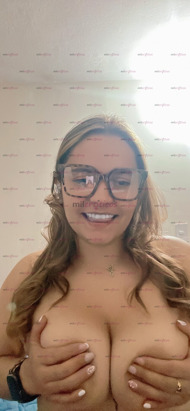 FOTOS DE QUIERO DESLECHARTE TODO CON MIS GRANDES TETAS