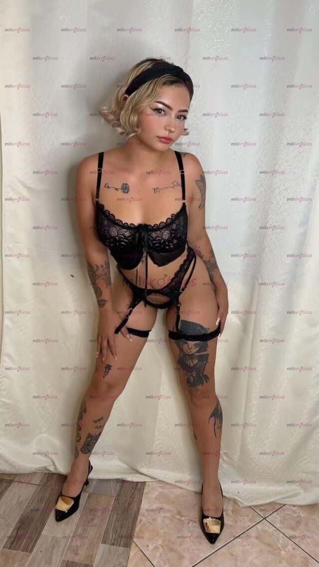 FOTOS DE MONA APRETADITA ESPONJOSA Y PASIÓN CON GANAS DE DEVORARTE TODA TU VERGA
