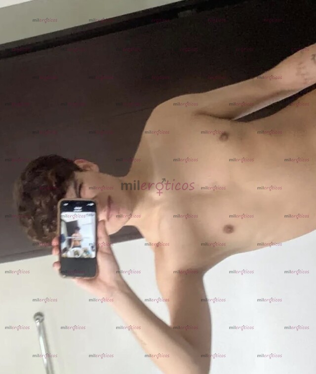 FOTOS DE TWINK 19 AÑOS 22 CM UNIVERSITARIO ATLÉTICO OJITOS LINDOS