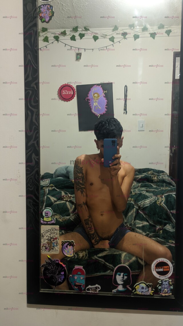 FOTOS DE CABALLERO JOVEN, DISCRETO Y ATRACTIVO PARA COMPAÑÍA PRIVADA