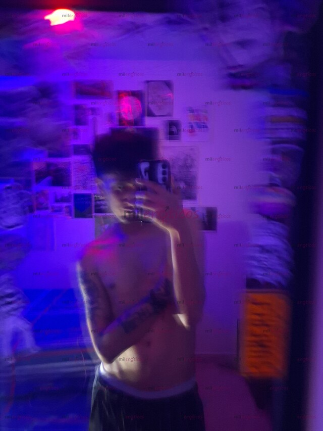 FOTOS DE CABALLERO JOVEN, DISCRETO Y ATRACTIVO PARA COMPAÑÍA PRIVADA