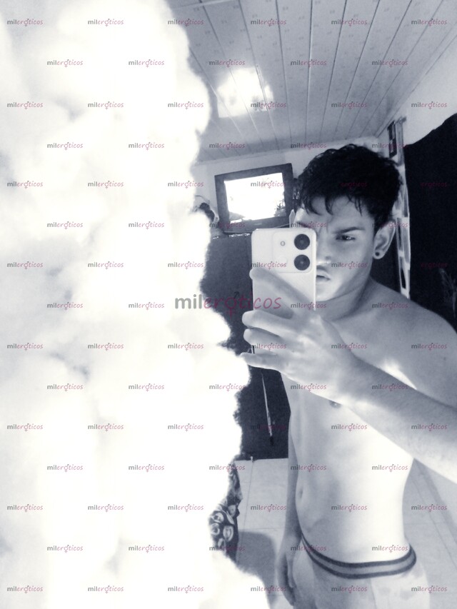 FOTOS DE HOLA SOY CARLOS Y SOY TODO LO QUE NECESITES EN TU VIDA NO TENGO LÍMITES.