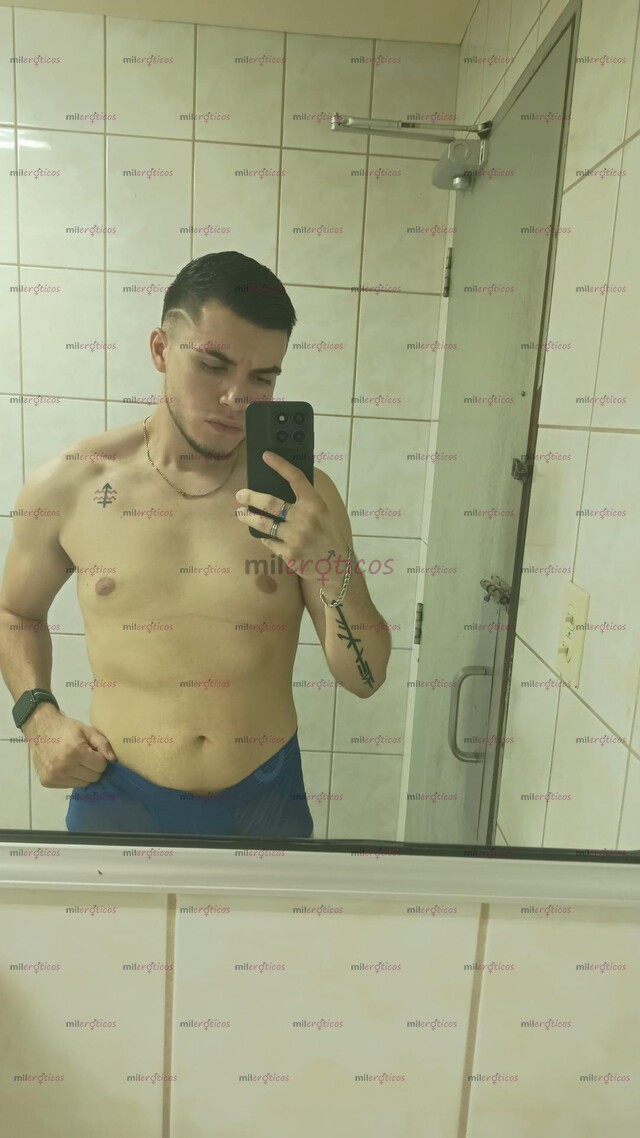 FOTOS DE SOY LEÓN, APASIONADO Y DINÁMICO,SOLO MUJERES, NO TE VAS ARREPENTIR