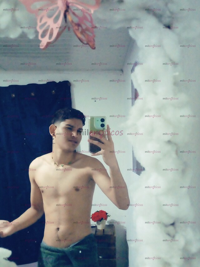 FOTOS DE HOLA SOY CARLOS Y SOY TODO LO QUE NECESITES EN TU VIDA NO TENGO LÍMITES.