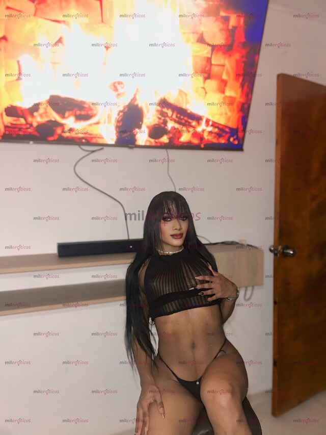 FOTOS DE CHICA TRANS 100% FEMENINA PASIVA CULONA DISPUESTA A COMPLACER TUS FANTASIAS